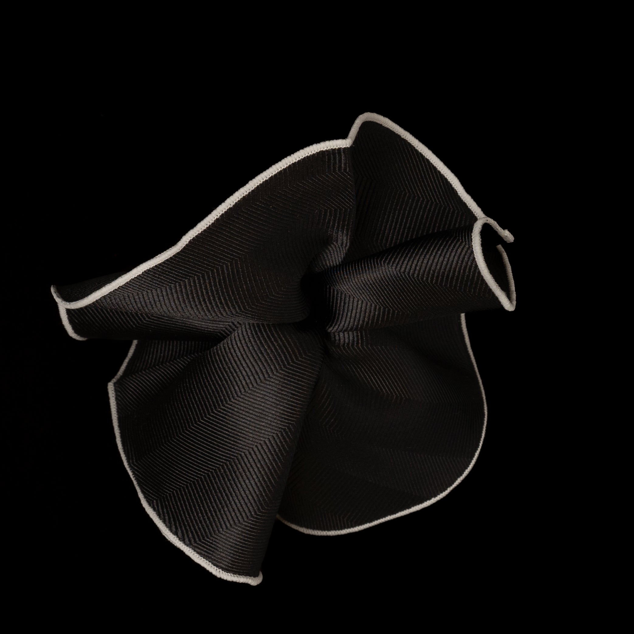 Jacquard Silk Pocket Rounds
